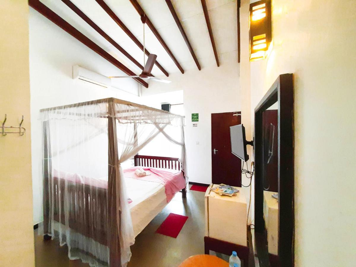 Unawatuna Guest Buitenkant foto